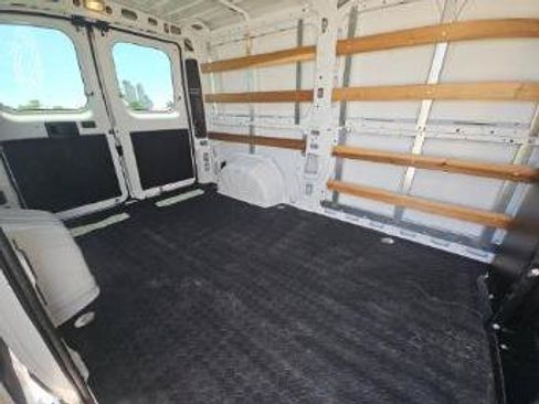 Used 2025 RAM ProMaster 2500 w/ U-Haul Equipment Group FWD image 13