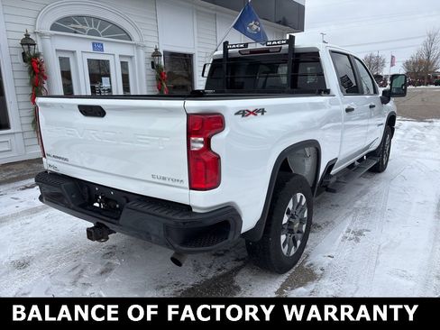 Used 2021 Chevrolet Silverado 2500 Custom w/ Custom Value Package image 5