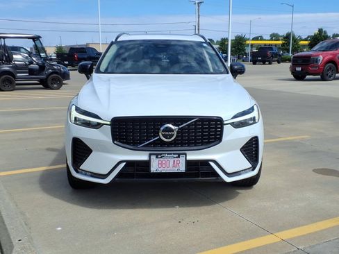 Used 2023 Volvo XC60 B6 Ultimate w/ Climate Package AWD/4WD image 7