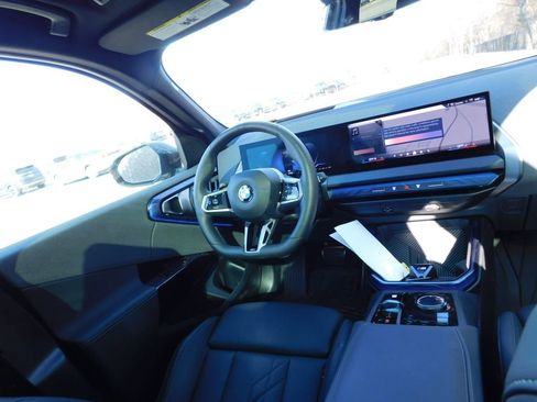 Used 2026 BMW X3 xDrive30 w/ Premium Package image 7