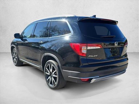 Used 2021 Honda Pilot Touring image 3