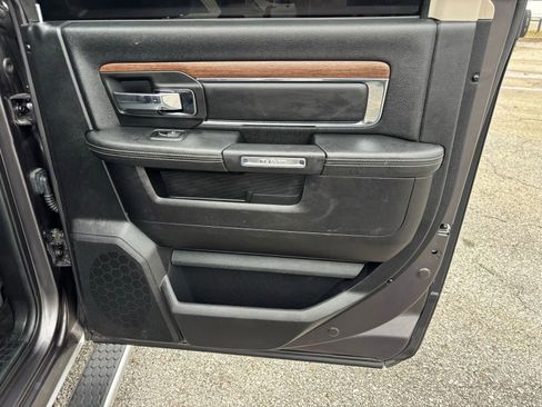 Used 2015 RAM 1500 Laramie w/ Convenience Group AWD/4WD image 27