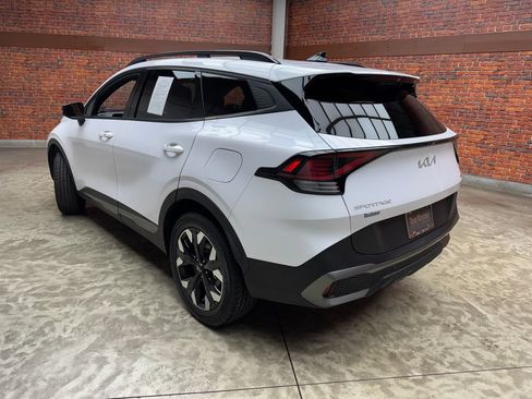 Used 2023 Kia Sportage X-Line AWD/4WD image 2