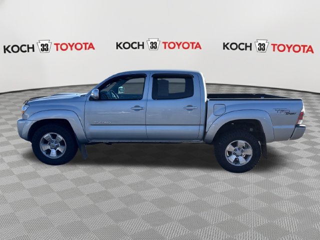 Used 2009 Toyota Tacoma 4x4 Double Cab w/ TRD Sport Pkg image 4