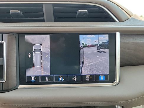 Used 2021 GMC Yukon XL Denali w/ Denali Ultimate Package RWD image 24