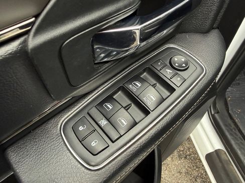 Used 2018 RAM 1500 Sport w/ Sport Premium Group image 11