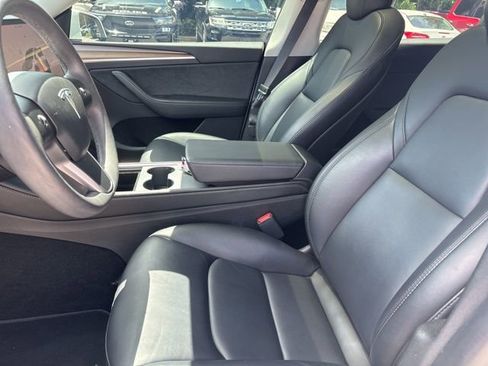 Used 2023 Tesla Model Y Long Range image 6