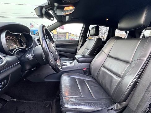 Used 2018 Jeep Grand Cherokee Limited AWD/4WD image 13