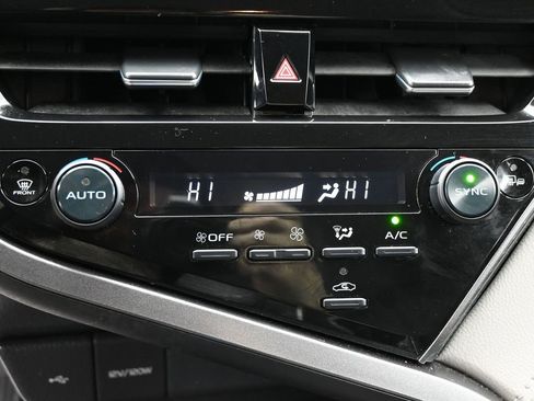 Used 2023 Toyota Camry LE image 25