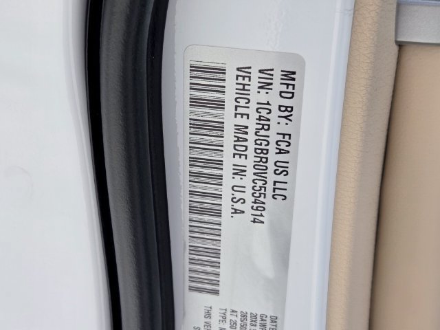 New 2027 Jeep Grand Cherokee Limited RWD image 29