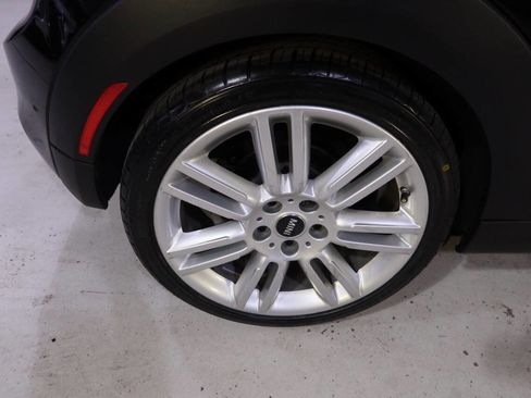 Used 2017 MINI Cooper S w/ Premium Package FWD image 35