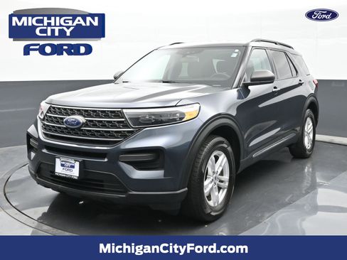 Used 2022 Ford Explorer XLT image 1