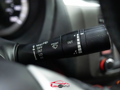 Used 2014 Nissan Sentra SV w/ SV Driver Package image 26