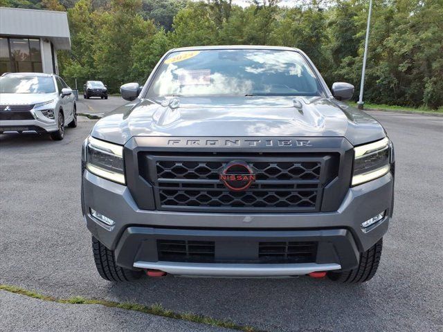 Used 2024 Nissan Frontier PRO-4X AWD/4WD image 2