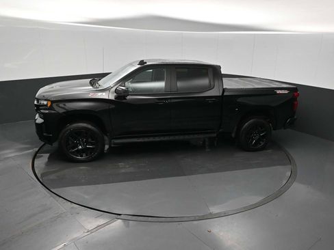 Used 2022 Chevrolet Silverado 1500 LT Trail Boss w/ Convenience Package II image 13