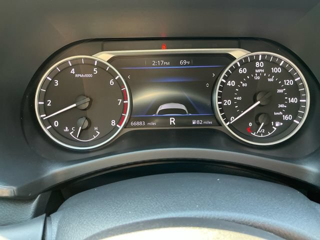 Used 2023 Nissan Sentra SR w/ SR Premium Package FWD image 23