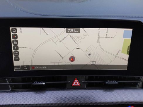 Certified 2023 Kia Sportage SX image 18