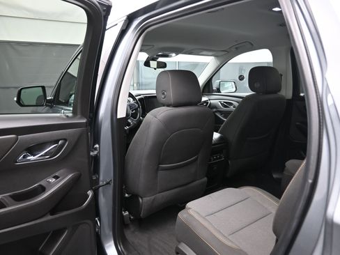 Used 2020 Chevrolet Traverse LT w/ LPO, Black Accent Package image 20