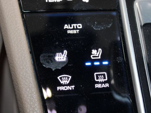 Used 2019 Porsche Cayenne AWD/4WD image 29