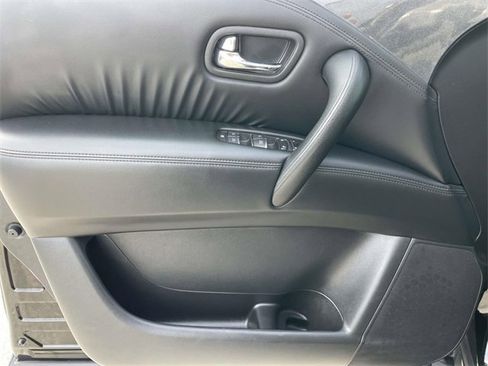 Used 2024 Nissan Armada SV image 22