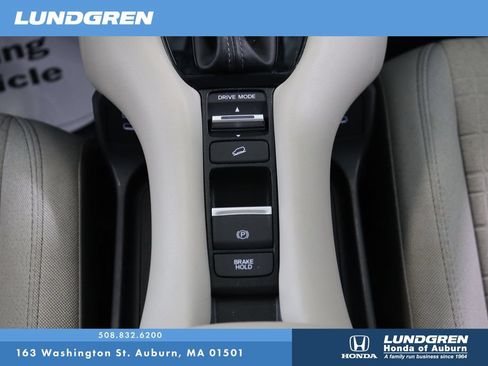 Used 2024 Honda HR-V LX image 25