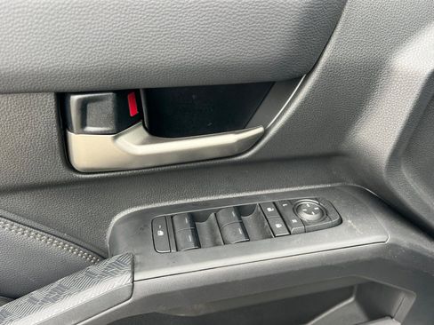 Used 2024 Toyota Tacoma Limited w/ Limited Package (LT) AWD/4WD image 8
