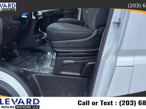 Used 2018 RAM ProMaster 2500 image 19
