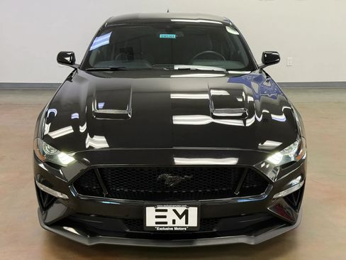 Used 2020 Ford Mustang GT RWD image 3