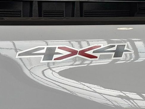 Used 2025 Chevrolet Silverado 2500 LT w/ Convenience Package image 5