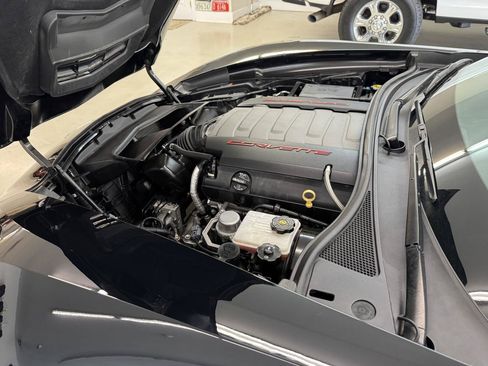 Used 2014 Chevrolet Corvette Stingray Convertible w/ Battery Protection Package RWD image 22