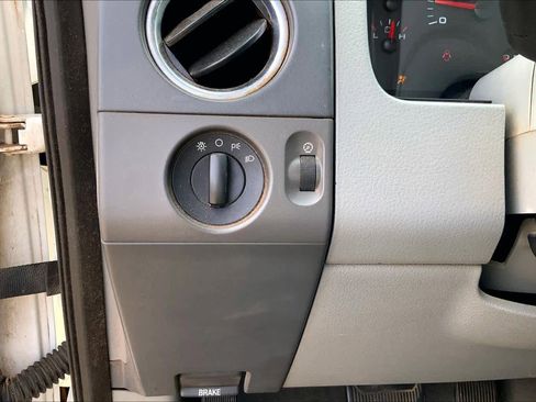 Used 2007 Ford F150 XLT AWD/4WD image 31