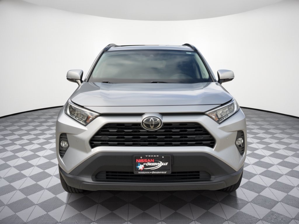 Used 2021 Toyota RAV4 XLE Premium FWD image 6
