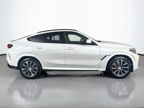 Used 2023 BMW X6 xDrive40i w/ M Sport Package AWD/4WD image 7