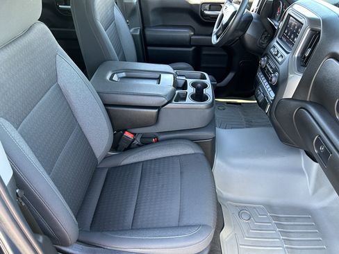 Used 2022 Chevrolet Silverado 1500 Custom image 10
