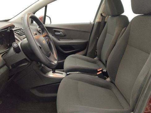 Used 2016 Chevrolet Trax LS AWD/4WD image 17
