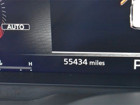 Used 2021 Nissan Rogue Platinum image 28