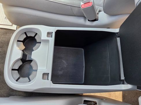 Used 2011 Honda Odyssey EX-L image 24