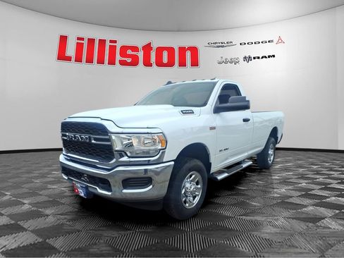 Used 2019 RAM 3500 Tradesman w/ Chrome Appearance Group image 7