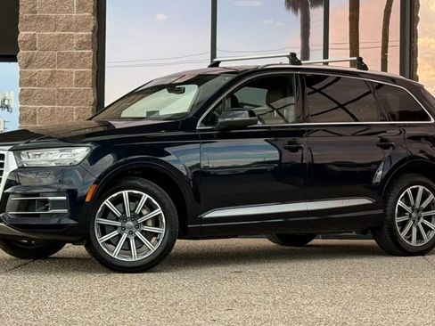 Used 2017 Audi Q7 3.0T Premium Plus w/ Premium Plus Package AWD/4WD image 3