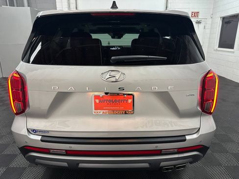 Used 2023 Hyundai Palisade Limited w/ Cargo Package AWD/4WD image 8