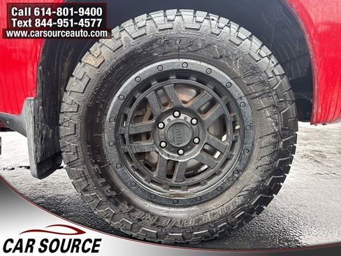 Used 2008 Nissan Titan SE image 29