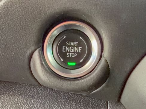 Certified 2025 Chevrolet Tahoe LS RWD image 20