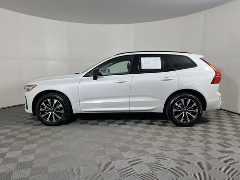 Certified 2025 Volvo XC60 B5 Core w/ Climate Package image 7