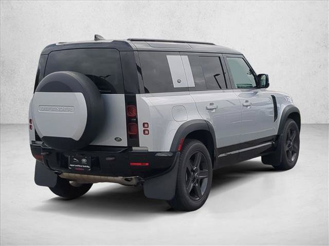 Used 2023 Land Rover Defender 110 X-Dynamic SE AWD/4WD image 6