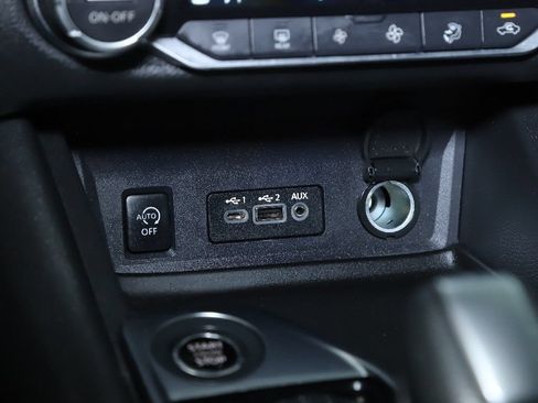 Certified 2024 Nissan Sentra SV w/ All-Weather Package FWD image 27