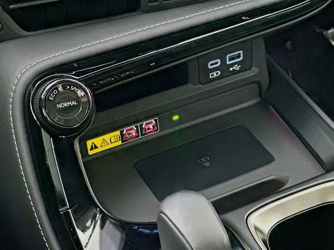 Used 2024 Lexus NX 450h+ AWD w/ Luxury Package image 21