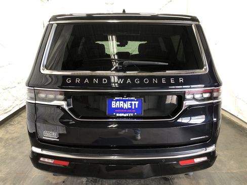 Certified 2023 Jeep Grand Wagoneer L Series III w/ Rear Seat Video Group 1 image 9