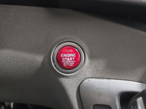 Used 2016 Honda Odyssey EX-L image 11