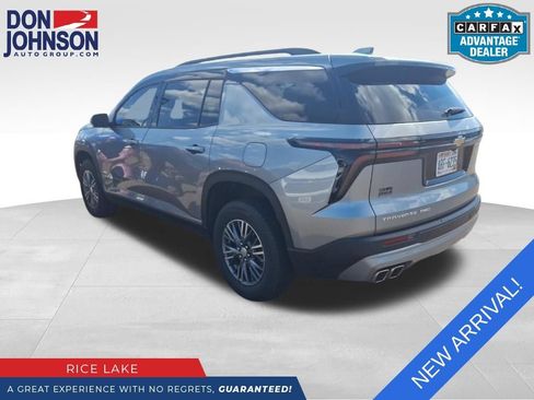 Used 2024 Chevrolet Traverse LT w/ LPO, Floor Liner Package AWD/4WD image 2
