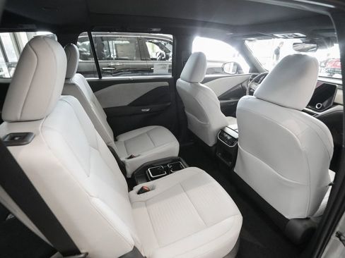 New 2026 Lexus TX 350 AWD image 11